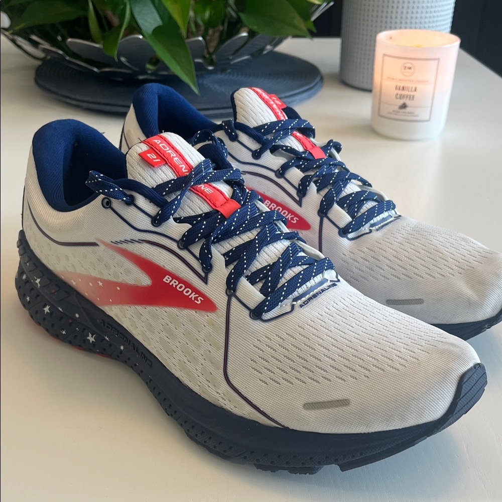 Brooks Adrenaline 21 Men's Athletic Shoes - Run USA